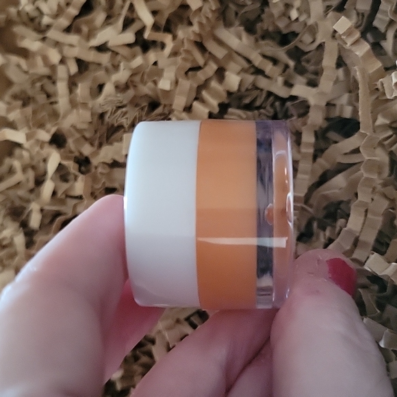 ULTA π CITRUS SCENTED LIP BALM - Picture 3 of 5